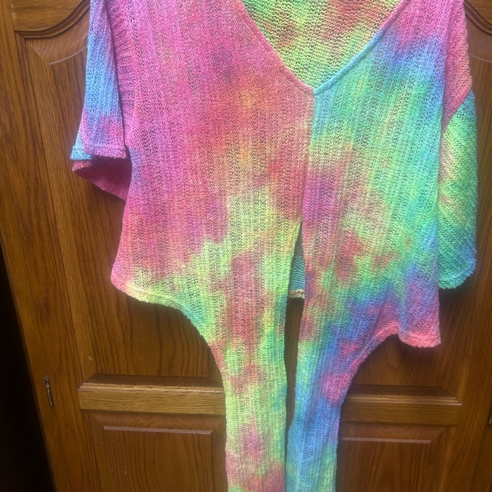 Colorful Tie-Dye Knit Cardigan crop